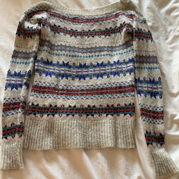 American Eagle sweater - Picture 3 of 3